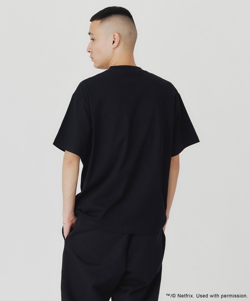 XLARGE(エクストララージ)の「XLARGE × Netflix S/S TEE(Tシャツ/カットソー・メンズ・ブラック・XL/L/M/S)」の10枚目の写真