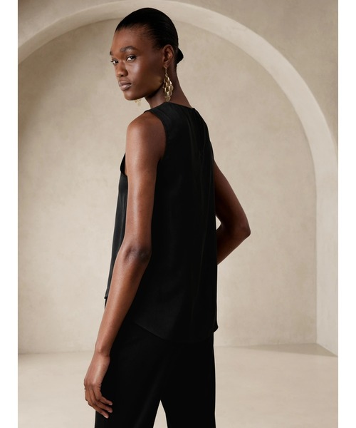 BANANA REPUBLIC FACTORY STORE(バナナリパブリック ファクトリーストア)の「BANANA REPUBLIC FACTORY STORE シェルタンクトップ(シャツ/ブラウス・レディース・その他/ホワイト/ブラック/ブルー/マルチ/ブラック系その他/ネイビー/グリーン/オフホワイト・S/M/L/XS)」の18枚目の写真