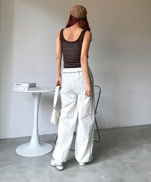 SHAGGIE(シャギー)の「フロントホールレイヤードラメタンクトップス(タンクトップ・レディース・ブラウン/シルバー/ブラック・FREE)」の15枚目の写真