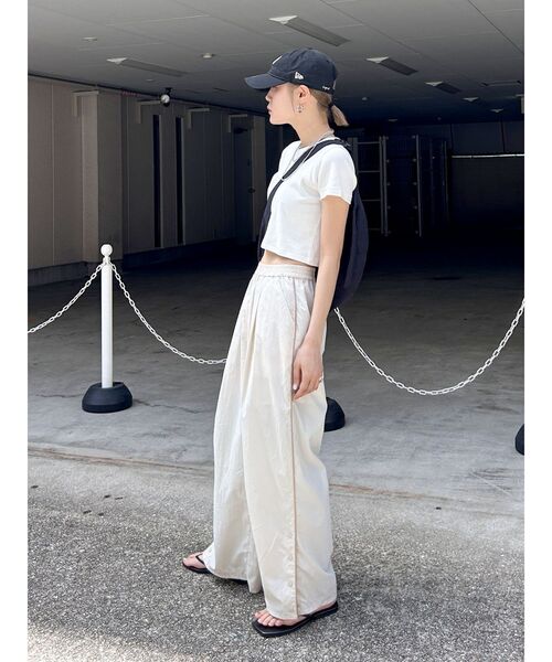 Ungrid（アングリッド）の「ナイロン混ラインパンツ（その他パンツ・レディース・グリーン/アイボリー・FREE）」の5枚目の写真