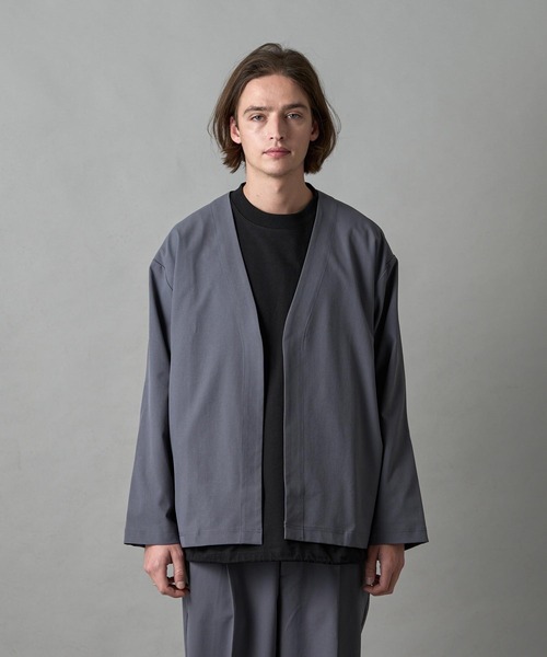SLICK（スリック）の「【SLICK/スリック】Tech Twill Buttonless Cardigan / テックツイルボタンレスカーディガン / セットアップ対応 / テック素材（カーディガン/ボレロ・メンズ・グレイッシュベージュ/ブラック/グレー・1/2/3）」の11枚目の写真