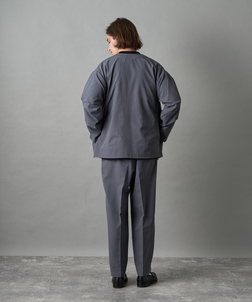 SLICK（スリック）の「【SLICK/スリック】Tech Twill Buttonless Cardigan / テックツイルボタンレスカーディガン / セットアップ対応 / テック素材（カーディガン/ボレロ・メンズ・グレイッシュベージュ/ブラック/グレー・1/2/3）」の17枚目の写真