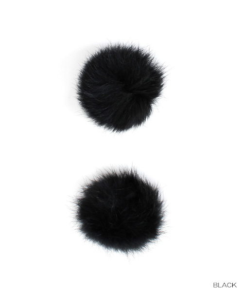 RANDA（ランダ）の「ファーシューズクリップ/2個1組（シューケア用品・レディース・グレー/ブラック/ホワイト/ピンク/チャコール/カーキ/ワイン/ネイビー/オレンジ/ベージュ系その他・FREE）」の3枚目の写真