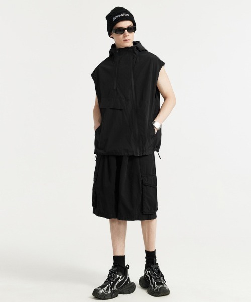 Ressaca(レサーカ)の「オーバーサイズ マウンテンパーカー フード付きナイロンワークベスト(ベスト・メンズ・ブラック/チャコールグレー・M/L/XL)」の16枚目の写真
