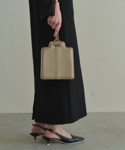 ANDRESD（アンドレスド）の「ワンハンドルスクエアバッグ / one handle square bag（ハンドバッグ・レディース・モカ/ブラック/シルバー・FREE）」の10枚目の写真