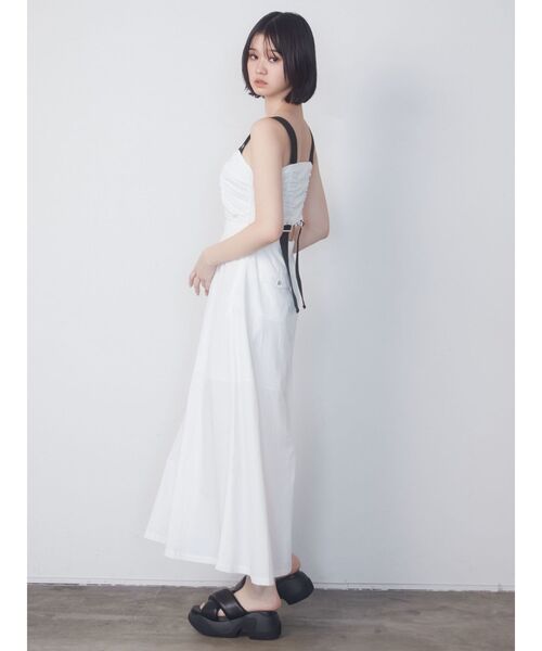 EMODA（エモダ）の「バックオープンナイロンワンピース（ワンピース・レディース・ブルー/ブラック/ホワイト・FREE）」の20枚目の写真