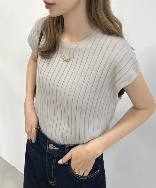 Futier land(フューティアランド)の「フレンチスリーブリブトップス(ニット/セーター・レディース・ブラック/グレイッシュベージュ/オフホワイト/杢グレー/ブルー・FREE)」の15枚目の写真