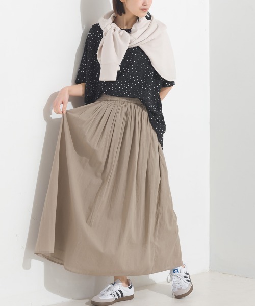 OMNES(オムネス)の「コットンボイル総柄ギャザースカート(スカート・レディース・ブラック/ベージュ/パープル/ブルー/グリーン/アイボリー/ブラック×ホワイト/グリーン系その他/ブルー系その他/ブラック×グリーン/ネイビー系/キナリ/ブラウン系その他2/グリーン系その他2/ブラック×ブルー/パープル系その他/マスタード/ブラウン系その他/ライトグレー/ネイビー/ブラック系その他/グリーン系その他3・FREE)」の12枚目の写真