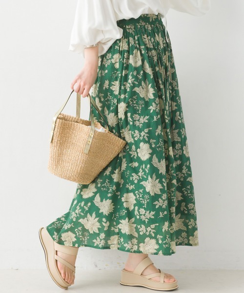 OMNES(オムネス)の「コットンボイル総柄ギャザースカート(スカート・レディース・ブラック/ベージュ/パープル/ブルー/グリーン/アイボリー/ブラック×ホワイト/グリーン系その他/ブルー系その他/ブラック×グリーン/ネイビー系/キナリ/ブラウン系その他2/グリーン系その他2/ブラック×ブルー/パープル系その他/マスタード/ブラウン系その他/ライトグレー/ネイビー/ブラック系その他/グリーン系その他3・FREE)」の14枚目の写真