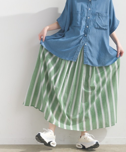 OMNES(オムネス)の「コットンボイル総柄ギャザースカート(スカート・レディース・ブラック/ベージュ/パープル/ブルー/グリーン/アイボリー/ブラック×ホワイト/グリーン系その他/ブルー系その他/ブラック×グリーン/ネイビー系/キナリ/ブラウン系その他2/グリーン系その他2/ブラック×ブルー/パープル系その他/マスタード/ブラウン系その他/ライトグレー/ネイビー/ブラック系その他/グリーン系その他3・FREE)」の16枚目の写真