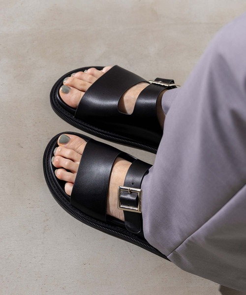 MOHI（モヒ）の「ＭＯＨＩフラットサンダル（サンダル・レディース・オフホワイト/ブラック・37/38）」の7枚目の写真