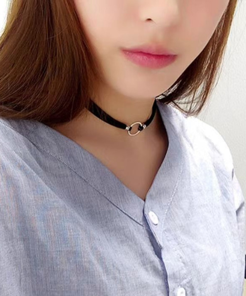 SILVER BULLET(シルバーバレット)の「『SBLTR』ユニセックス リングチョーカー(チョーカー・レディース・シルバー/ゴールド・FREE)」の2枚目の写真