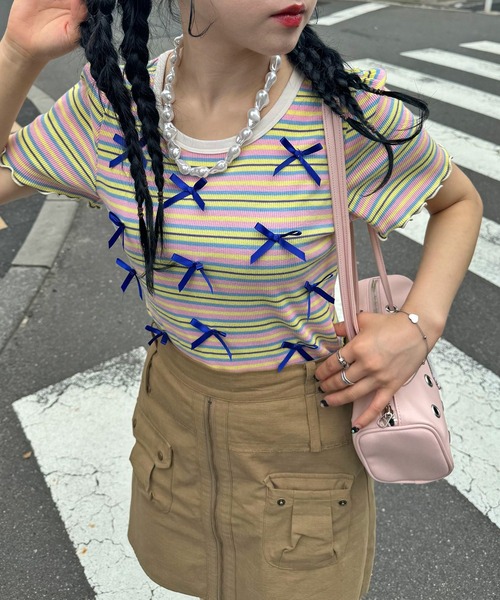 HELLO.SANFRANCISCO(ハローサンフランシスコ)の「【HELLO.SANFRANCISCO/ハローサンフランシスコ】マルチボーダーリボンTee(Tシャツ/カットソー・レディース・ホワイト/ピンク/イエロー・ONE SIZE)」の2枚目の写真