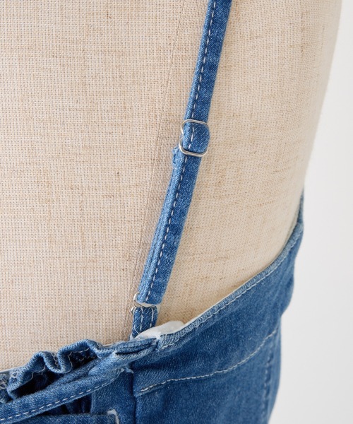 one after another NICE CLAUP（ワンアフターアナザーナイスクラップ）の「【OTONA NICE】バックレースアップストレッチデニムサロペット/SMサイズ展開（サロペット/オーバーオール・レディース・ブルー/ブラック・MEDIUM/SMALL）」の7枚目の写真