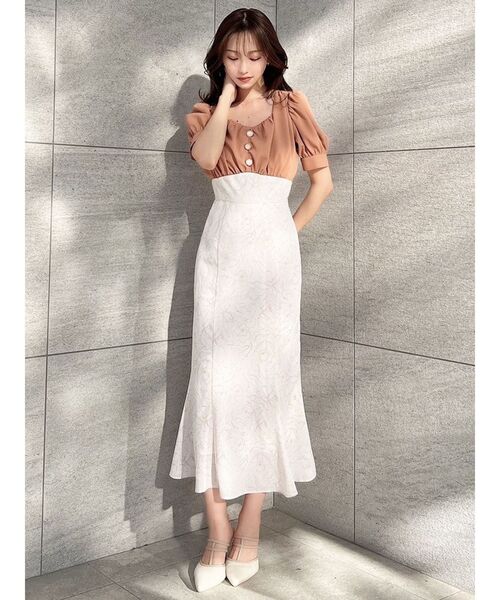 RESEXXY（リゼクシー）の「パフスリーブマーメイドワンピース（ワンピース・レディース・オレンジ/ブラック/ホワイト・SMALL/MEDIUM）」の13枚目の写真