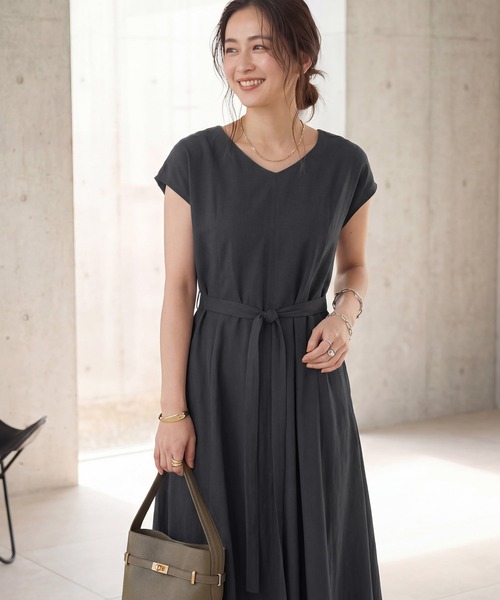 STYLE DELI(スタイルデリ)の「綿麻Vネックフレアラインワンピース(Tシャツ/カットソー・レディース・レッド系その他/ナチュラル/チャコールグレー・MEDIUM/SMALL)」の15枚目の写真