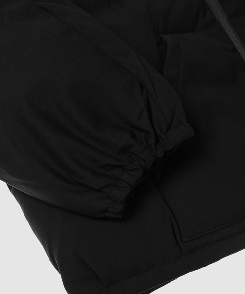 DIGAWEL(ディガウェル)の「STLTH Puffer Jacket (F/CE.×DIGAWEL)(ダウンジャケット/コート・メンズ・ブラック・2)」の4枚目の写真