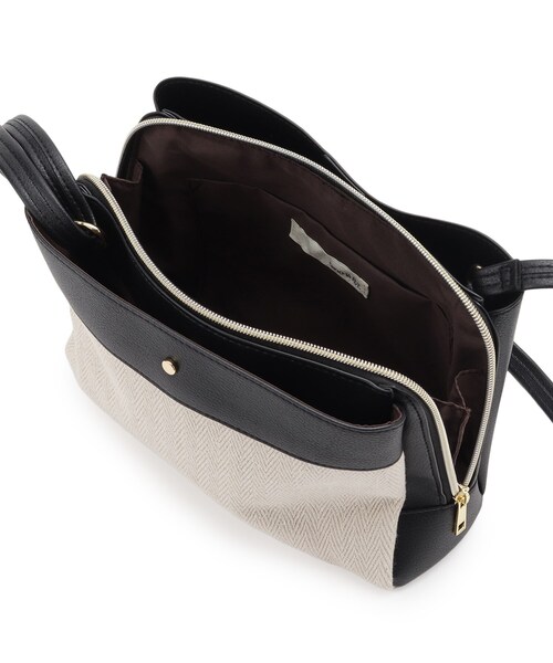 SHOO・LA・RUE(シューラルー)の「◆素材コンビ3層ショルダーバッグ(ショルダーバッグ・レディース・オフホワイト/ブラック/ブラック系3・00)」の15枚目の写真