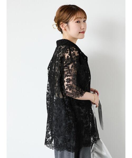 ehka sopo(エヘカソポ)の「レースオーバーサイズシャツ(シャツ/ブラウス・レディース・オフホワイト/ブラック/キナリ・F)」の3枚目の写真
