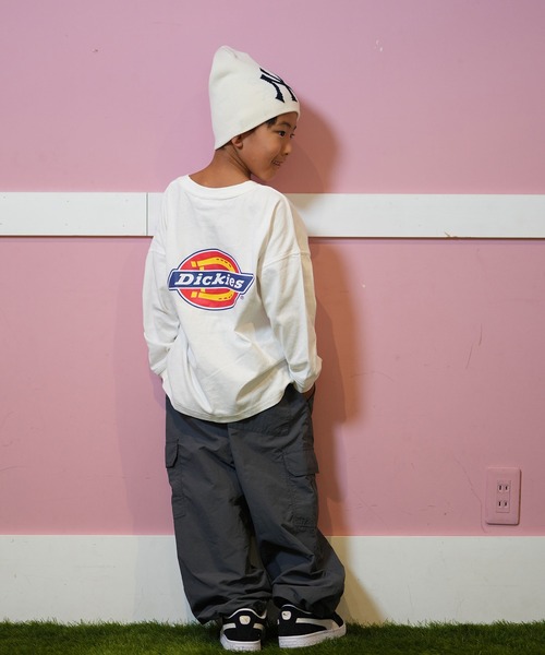 Dickies(ディッキーズ)の「【ムラサキスポーツ限定】Dickies/ディッキーズ キッズ 長袖Tシャツ ロンT バックプリント MS DK L/S Tシャツ 80753600(Tシャツ/カットソー・キッズ・ホワイト/グレー/ブラック・130cm/140cm/150cm/160cm)」の6枚目の写真