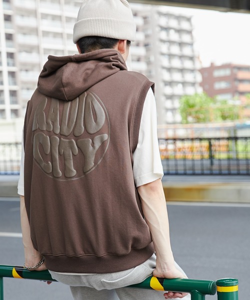 WEGO(ウィゴー)の「WEGO/ノースリジップパーカー(パーカー・メンズ・ブラウン/ブラック・MEDIUM/LARGE)」の1枚目の写真
