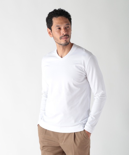 MEN'S BIGI(メンズビギ)の「【ACTIVE TAILOR】シルケットスムースVネックロングカットソー(Tシャツ/カットソー・メンズ・グレー/ブラック/ホワイト/ブラウン/ネイビー・03/01/04/02)」の6枚目の写真
