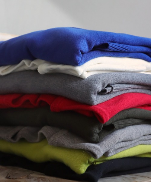 antiqua（アンティカ）の「Vネックニット（ニット/セーター・レディース・カーキ/レッド/ライム/ベージュ系その他/ホワイト/ブルー/杢グレー/ブラック・ONESIZE）」の16枚目の写真