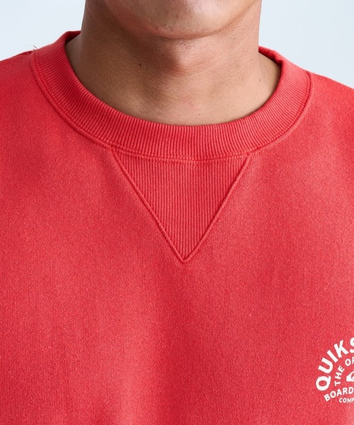 Quiksilver(クイックシルバー)の「ON TARGET CREW SWEAT/クイックシルバー長袖スウェットトレーナー(スウェット・メンズ・ブラック/レッド/ネイビー/ベージュ・LARGE/MEDIUM/SMALL/X-LARGE)」の11枚目の写真