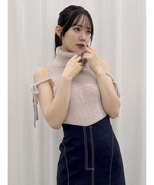 dazzlin（ダズリン）の「ミニシャギーオフタートル（ニット/セーター・レディース・オフホワイト/ライトグレー/ピンク/イエロー/モカ・FREE）」の15枚目の写真