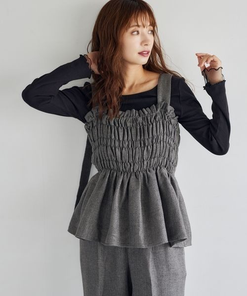 mysty woman(ミスティウーマン)の「チュールレイヤースリーブプルオーバー 152010(Tシャツ/カットソー・レディース・ブラック/グレー/オフホワイト・FREE)」の8枚目の写真