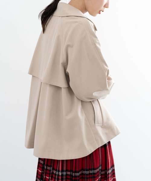 ANNA LUNA(アンナルナ)の「【ANNA LUNA】 ジャケット感覚で羽織るショートトレンチコート(トレンチコート・レディース・ベージュ/カーキ・LARGE/MEDIUM)」の9枚目の写真