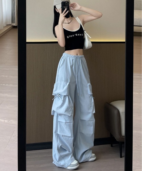 kirakiraShop(キラキラショップ)の「ビッグ ポケット ルーズ カーゴ パンツ(カーゴパンツ・レディース・ブルー/ブラック/ダークグレー/ホワイト/ピンク・S/M)」の15枚目の写真