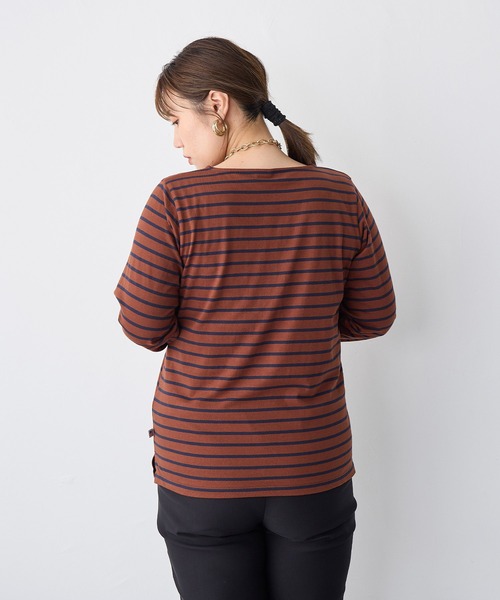 anyfee(エニフィー)の「【anyfee】ボーダートップス《大きいサイズ/プラスサイズ》(Tシャツ/カットソー・レディース・ダークブラウン/グリーン/ホワイト/ネイビー・LL/5L/3L/4L)」の11枚目の写真