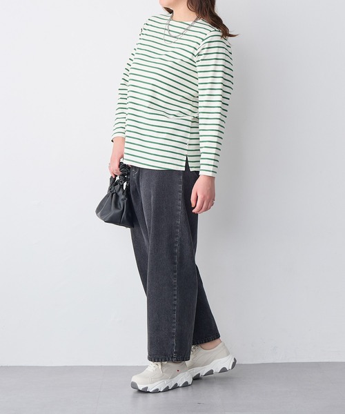 anyfee(エニフィー)の「【anyfee】ボーダートップス《大きいサイズ/プラスサイズ》(Tシャツ/カットソー・レディース・ダークブラウン/グリーン/ホワイト/ネイビー・LL/5L/3L/4L)」の8枚目の写真