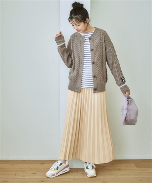 nissen（ニッセン）の「【販売終了】艶アコーディオンプリーツスカート（スカート・レディース・ベージュ/ピンク/ブラック/ブルーグリーン/グレー・S/M/L/LL）」の22枚目の写真