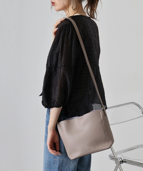 Legato Largo（レガートラルゴ）の「Legato Largo　レトロシボPUショルダーバッグ（ショルダーバッグ・レディース・ブラック/ライトベージュ/ライトブラウン/ミント/ライトグレー・FREE）」の18枚目の写真