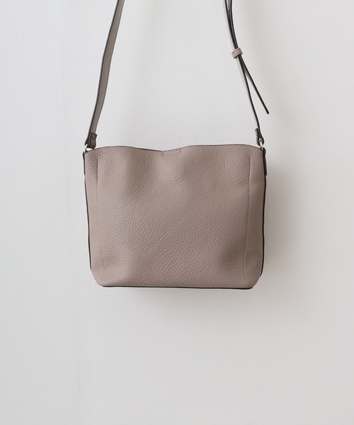 Legato Largo（レガートラルゴ）の「Legato Largo　レトロシボPUショルダーバッグ（ショルダーバッグ・レディース・ブラック/ライトベージュ/ライトブラウン/ミント/ライトグレー・FREE）」の9枚目の写真