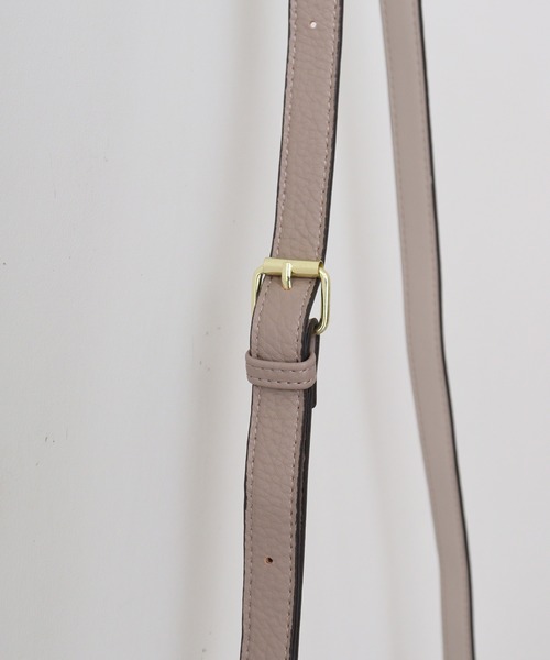 Legato Largo（レガートラルゴ）の「Legato Largo　レトロシボPUショルダーバッグ（ショルダーバッグ・レディース・ブラック/ライトベージュ/ライトブラウン/ミント/ライトグレー・FREE）」の13枚目の写真