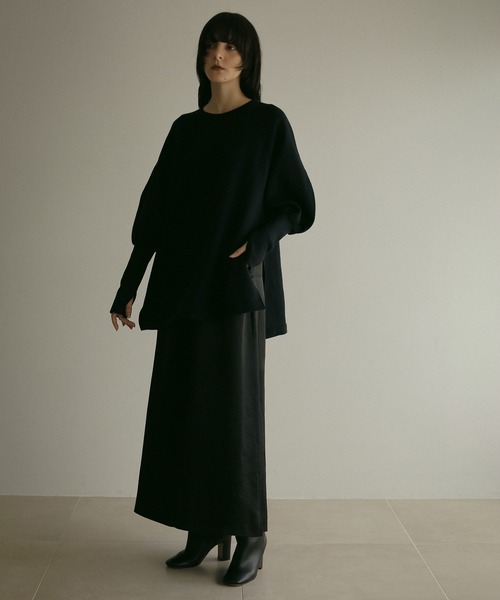 MANOF(マノフ)の「PUFF SLEEVE CUT TOPS(スウェット・レディース・モスグリーン/アイボリー/ブラック・FREE)」の16枚目の写真