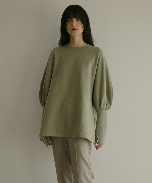 MANOF(マノフ)の「PUFF SLEEVE CUT TOPS(スウェット・レディース・モスグリーン/アイボリー/ブラック・FREE)」の19枚目の写真