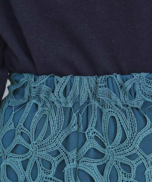 index（インデックス）の「リボンレースタイトスカート【洗濯機洗い可】（スカート・レディース・チャコールグレー/ナチュラル/ダークグリーン・40/38/36/42）」の6枚目の写真