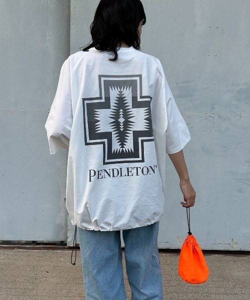 PENDLETON（ペンドルトン）の「[PENDLETON/ペンドルトン] 別注 ドローコード付き ネイティブ柄バックプリントTシャツ（Tシャツ/カットソー・レディース・ホワイト/チャコール/ブラック・XL/L/M/S）」の13枚目の写真