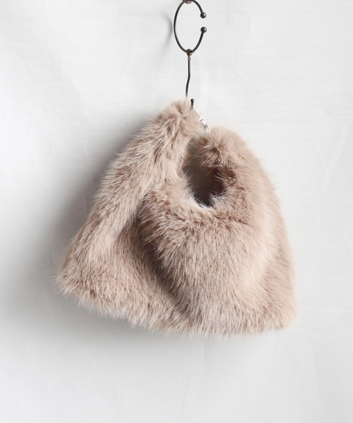 ground green store（グラウンドグリーンストア）の「ground green store / エコファー2WAYバッグ（ショルダーバッグ・レディース・アイボリー/ベージュ・FREE）」の6枚目の写真