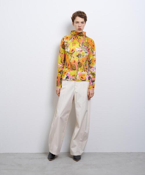 LANVIN en Bleu(ランバンオンブルー)の「C'est le Printempsフレアスリーブカットソー(Tシャツ/カットソー・レディース・イエロー・38)」の2枚目の写真
