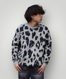 ≪2サイズ展開/UNISEX≫モヘアライク 総柄 クルーニット