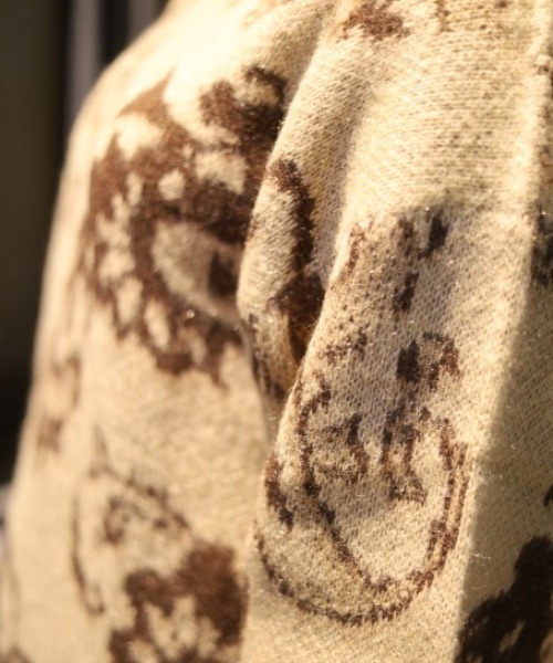 【セール】≪2サイズ展開/UNISEX≫モヘアライク 総柄 クルーニット（ニット/セーター）｜ATMARK（アットマーク）