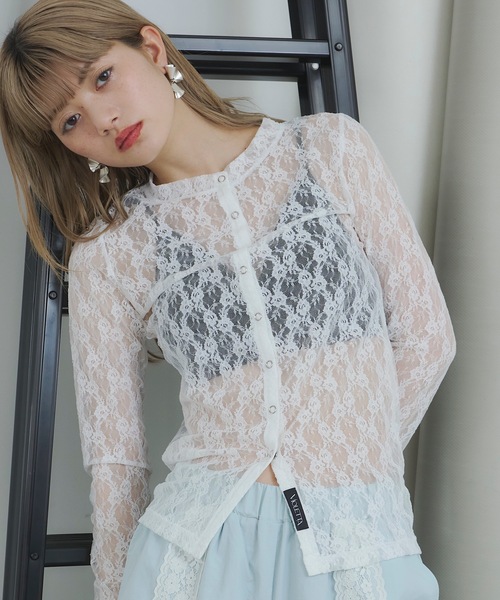 VIOLETTA（ヴィオレッタ）の「リングボタンレースシアーシャツ（Tシャツ/カットソー・レディース・ホワイト/グレイッシュベージュ/ブラック/ネイビー・FREE）」の20枚目の写真