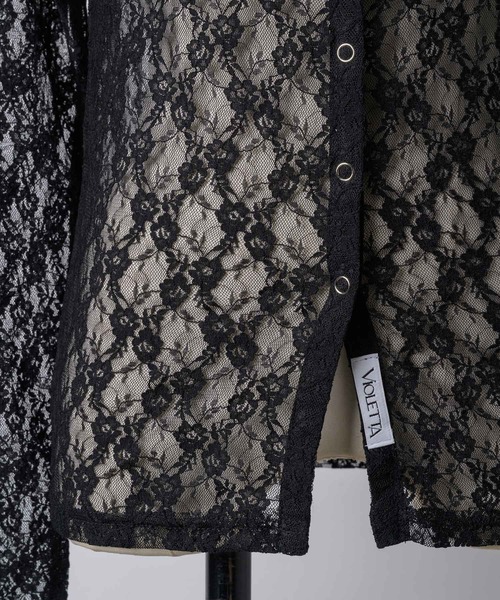 VIOLETTA（ヴィオレッタ）の「リングボタンレースシアーシャツ（Tシャツ/カットソー・レディース・ホワイト/グレイッシュベージュ/ブラック/ネイビー・FREE）」の9枚目の写真