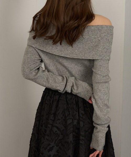 MAGASIN DE MODE Chou Chou（マガジンデモードシュシュ）の「【MAGASIN DE MODE Chou Chou】オフショルダーニットトップス 秋服 ガーリー XNN（ニット/セーター・レディース・アイボリー/ブラック/グレー・FREE）」の14枚目の写真
