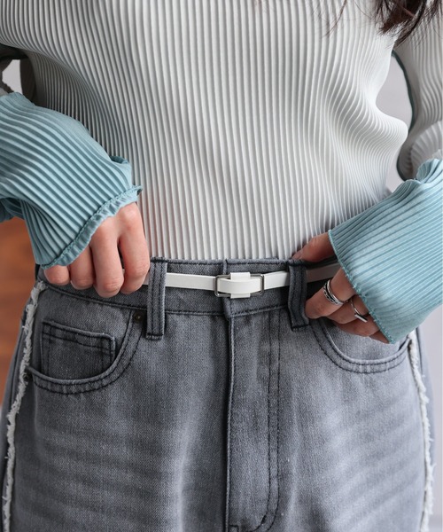 ap retro（アプレトロ）の「ノンホール細ベルト/フェイクレザー細ベルト（ベルト・レディース・キャメル/ホワイト/ブラウン/ブラック・FREE）」の2枚目の写真